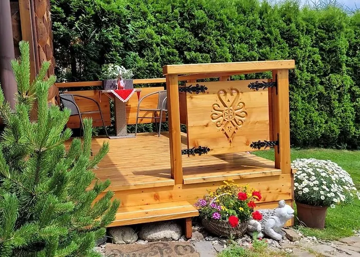 Szalas Aleksandrzak 木屋 *